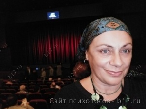 Обложка для статьи: Архетипы богинь и их проявление в женщинах 50+. Деметра.