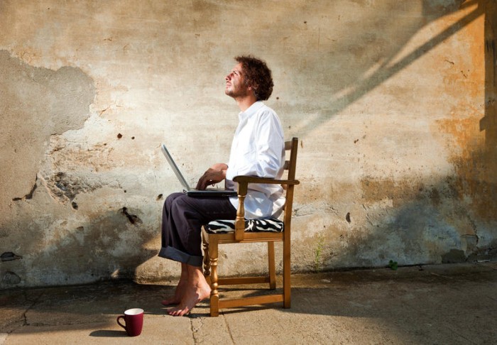 Как модно от себя убежать