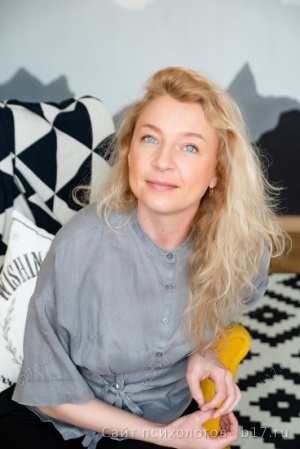 Развитие общения ребенка со взрослым на первом году жизни Развитие общения ребенка со взрослым на первом году жизни thumbnail