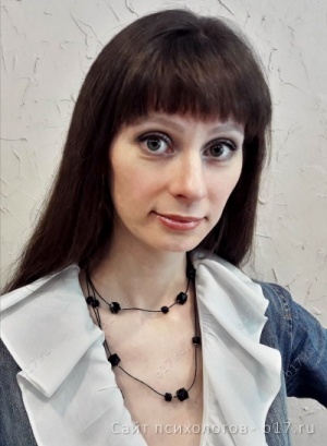 Обложка для статьи: Кому ты служишь, мама? «Почитай отца твоего и мать твою, чтобы продлились дни твои на земле».