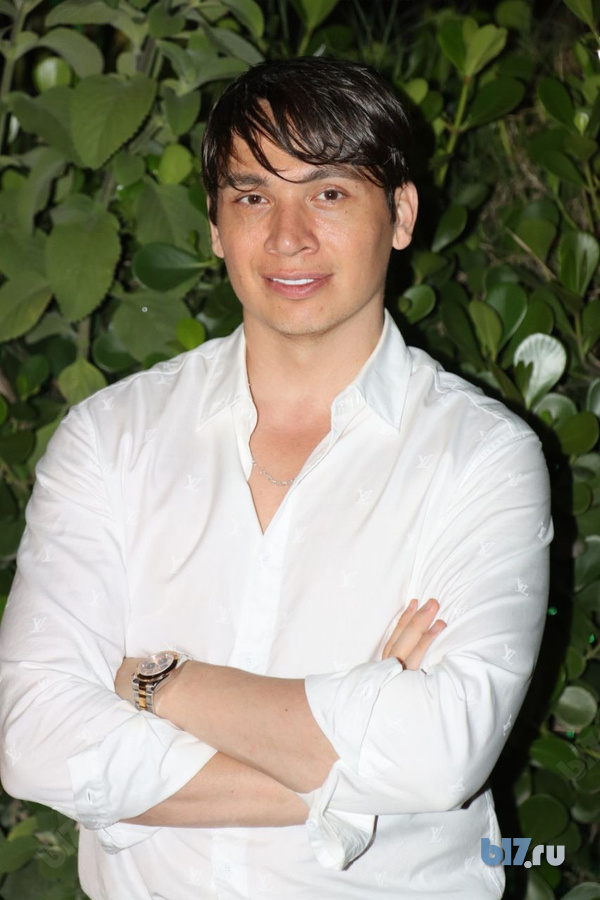 Kokrak teshilishlari aks etgan onlayn porno videolar