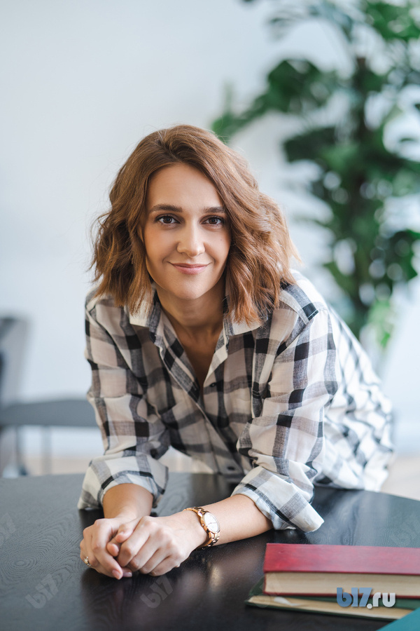 Интернетте ұрып-соғу порносын көру